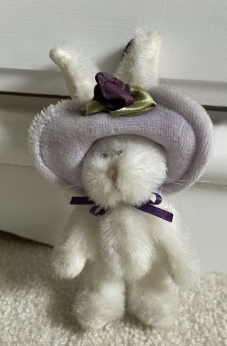 Boyds Bear Dipsie Rabbit Mini Ornament Bunny with Lavendar hat - No Tags 3