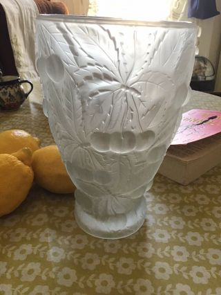 1950s Verlys Style Frosted White Glass Cherry Vase 22cm Tall Rustic