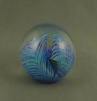 Robert Eickholt Pulled Feather Art Glass ;paperweight 1986 Blue,  Gold Flecks