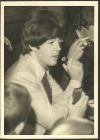 Beatles Vintage 1964 Photograph Of Paul Mccartney Los Angeles.  2