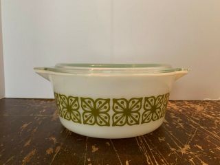 Vintage Pyrex Mod Square Flowers Verde Green On White Casserole Dish 2.  5 Quart