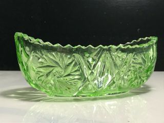 VINTAGE DAVIDSON ART DECO GREEN URANIUM GLASS CURVED BOAT SHAPE DISH 2