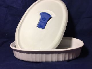 Vintage Corning Ware French White Oval Baking Dish F - 23 - B 700ml With Lid