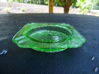 Vintage Jeannette Glass Co.  Adam Green (uranium) Ash Tray