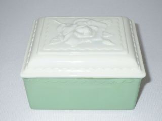 Anchor Hocking American Artware Spring Green Jewel Powder Box Vitrock Lid