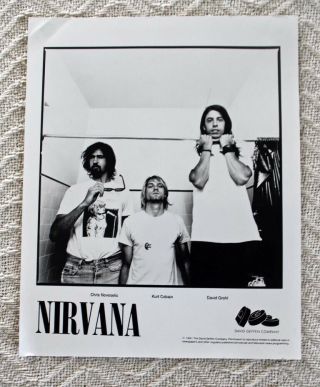 Orig.  1991 Nirvana (kurt Cobain,  David Grohl,  Chris Novoselic) B&w Promo Photo C