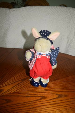 Muffy Vanderhare Yankee Doodle Boy Bunny.  By Nabco Retired