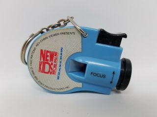 Vintage 1990 Kids On The Block Blue Key - Chain Viewer Collectible Rare