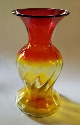 Vintage Blenko Amberina Red Orange Yellow Glass Swirl Vase 10.  5 "