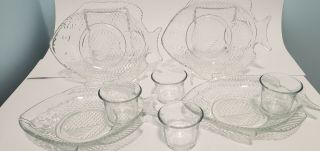 Vintage Arcoroc Fish Clear Glass Appetizer Snack Cocktail Plates Set Of 4