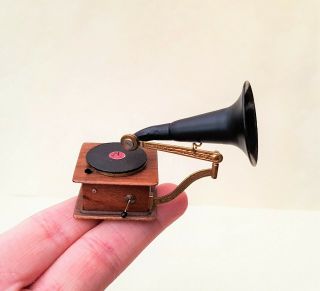 Dollhouse Miniature Nantasy Fantasy Gramophone 1/12 Scale 2