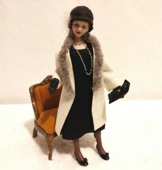 Miniature Doll Porcelain Woman Dollhouse 1:12 Lady