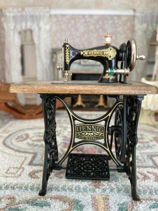 Vintage Miniature Dollhouse Bodo Hennig Sewing Machine Table Parts RARE 2