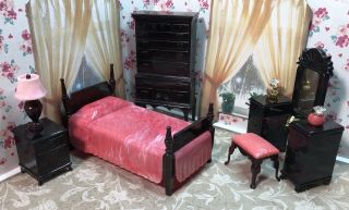 Ideal Pink Bedroom Set W/ Lamp Vintage Dollhouse Furniture Renwal Plastic 1:16