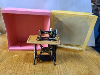 Vintage Miniature Dollhouse Sewing Machine And Table Bodo Hennig 6710
