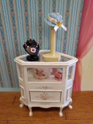 Dollhouse Miniature Bespaq Boutique Store Display Cabinet Artisan Accessories