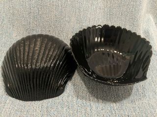 Set Of 2 Arcoroc France Sea Shell Clam Shaped Black Glass Large Bowls 6 "