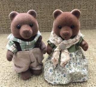 Sylvanian Families / Calico Critters Timbertop Brown Bear Grandparents