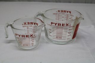 Vintage Pyrex Measure Cups 1 Quart / 4 Cups & 1 Cup Red Letters Set Of 2
