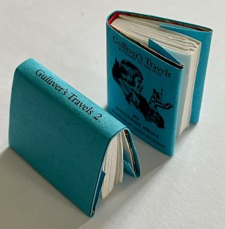 Set Of 2 Artisan Miniature 1:12 Scale Books Gullivers Travels - Leaf Enterprises