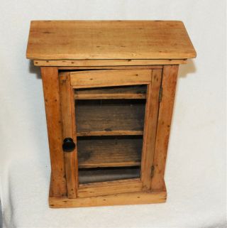 VINTAGE DOLLHOUSE MINIATURE PRIMITIVE HAND MADE WOOD CURIO CABINET w/GLASS FRONT 3