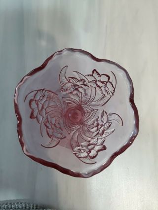 Fenton Daffodil Vase Pink/ Purple,  8” Tall Perfect size.  Very pretty. 3