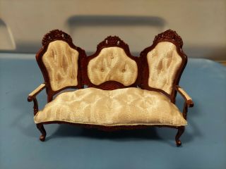 Dollhouse Miniature - Bespaq Victorian Peach Love Seat 3 1/2 T X 5 W X 2 D