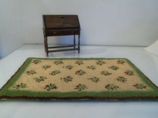 Vtg 1:12 Dollhouse Miniature Slant Top Desk And Hand Made Rug