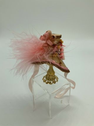 Dollhouse Miniature Artisan Pink Ladies Hat On Stand (r)