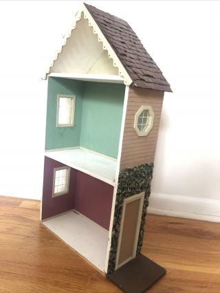 1:12 Dollhouse Miniatures Three Story Room Box (assembled)