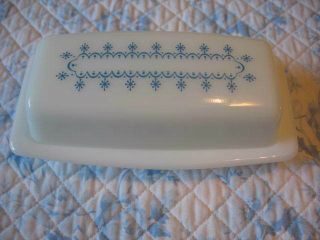 Vintage Pyrex Butter Dish Snowflake Blue Garland Lid And Underplate Corelleware