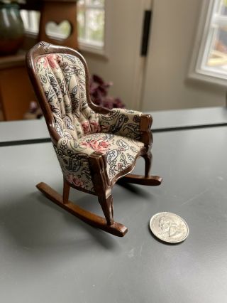Dollhouse Miniature Furniture: Upholstered Rocking Chair 1:12 Scale