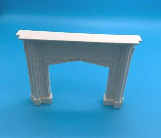 DOLLS ' HOUSE ITEM - SUE COOK ORNATE PLASTER FIREPLACE - PF11 - boxed 2