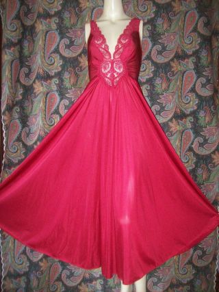Vintage Olga Silky Nylon Lacy Formal Sweep Nightgown Nighty Lingerie M 92280