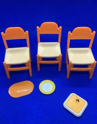 Tomy Smaller Home & Garden Kitchen Chairs X3,  Plate,  Placement Bath Scales 1:16