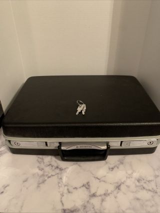 Samsonite Briefcase Slim Hard Shell Black W/ 2 Keys
