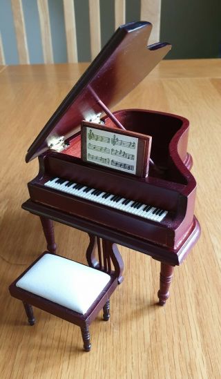 Dolls House Furniture 1/12 Scale Grand Piano And Stool.