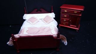 Dolls House Furniture Mahogany Double Bed And Cupboard 1.  12th