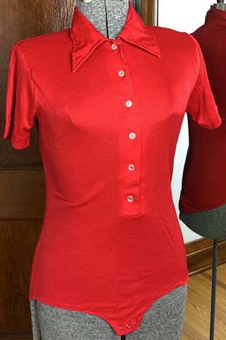 Vintage 60s 70s Mod Short Sleeve Bodysuit Pointy Collar Button Front Snap Crotch