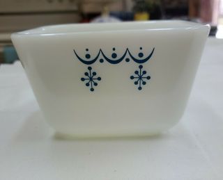 Vintage Pyrex Blue/white Snowflake Garland Refrigerator Dish No Lid
