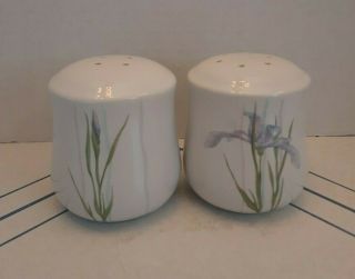 Corelle Shadow Iris Salt And Pepper Shakers,  Squat,  Smooth,  Corning Ware 3