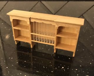 1/12 Scale Dolls House Shaker - Style Wall Shelf With Plate Rack Bef210