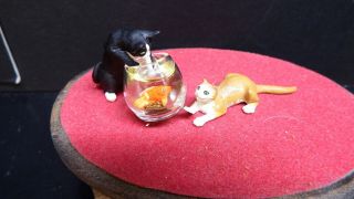 Dolls House Accessories 2 Cats Very Interested In Fish Bowl 1.  12th S1