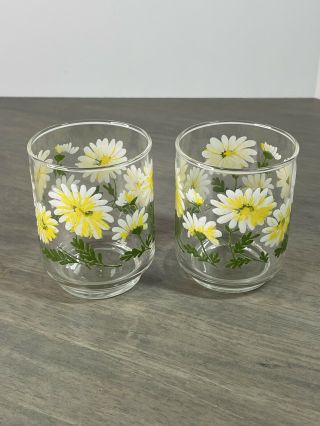 Set Of 2 Vintage Libbey Daisy Juice Glasses Raised Flowers