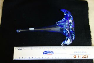 Vintage Hand Blown Cobalt Blue Glass Flower Shaped Single Bud Vase Taiwan 2