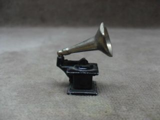 Vintage Dollhouse Miniatures Die Cast Metal Phonograph Gramophone 1:12