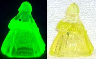 Boyd Glass Made In 2008 Elizabeth Colonial Doll Yellow Vaseline Uranium Fund
