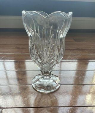 Vintage Royal Limited 24 Full Lead Crystal 8 Inch Tulip Vase