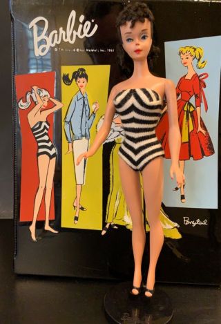 Vintage 1960 Barbie 4 Tm Brunette Ponytail W/ Pedestal Stand & Case