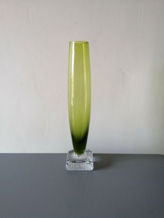 Vintage Retro Mcm 60s 70s Green Art Glass Single Stem Bud Vase Clear Square Base